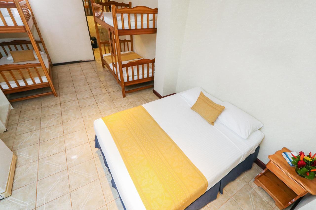Hotel Flor Blanca Manuel Antonio Eksteriør billede