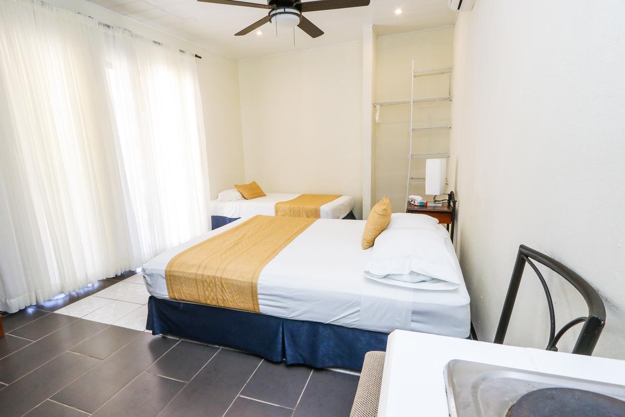 Hotel Flor Blanca Manuel Antonio Eksteriør billede
