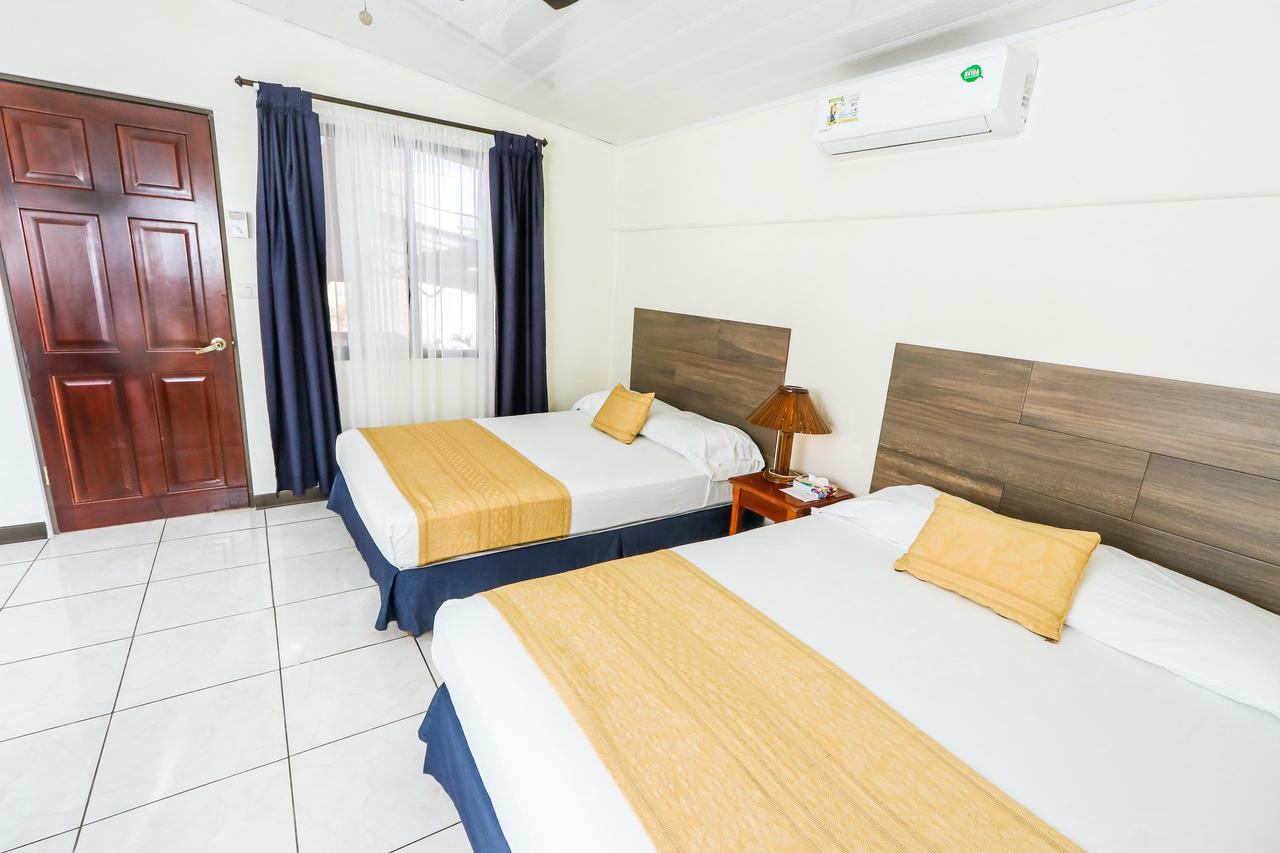 Hotel Flor Blanca Manuel Antonio Eksteriør billede