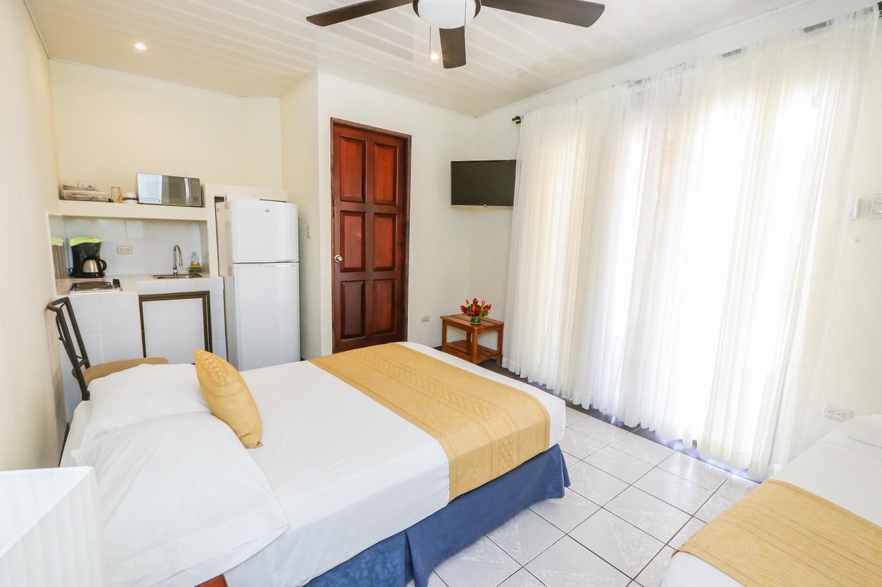 Hotel Flor Blanca Manuel Antonio Eksteriør billede