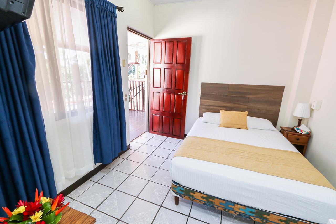 Hotel Flor Blanca Manuel Antonio Eksteriør billede
