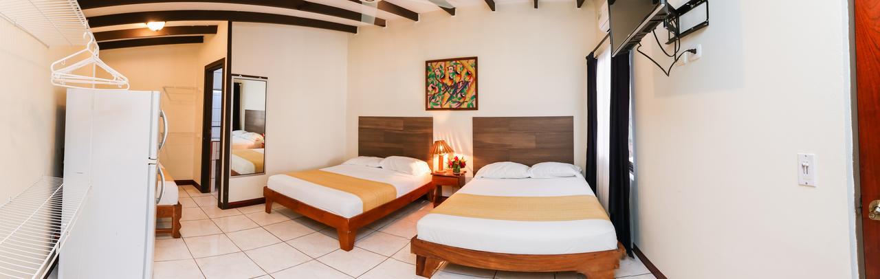 Hotel Flor Blanca Manuel Antonio Eksteriør billede