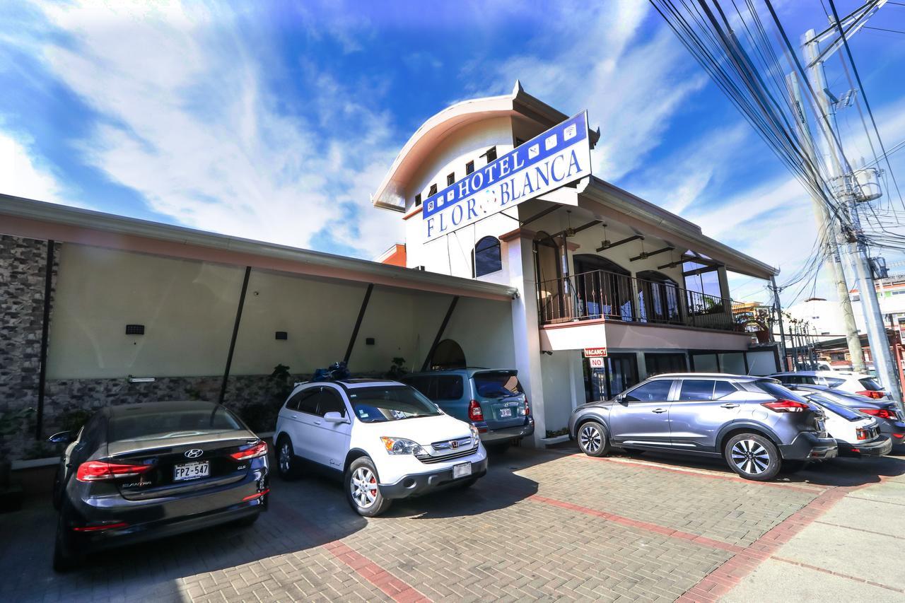 Hotel Flor Blanca Manuel Antonio Eksteriør billede