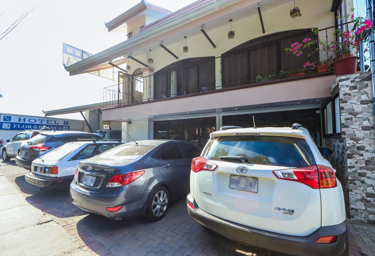 Hotel Flor Blanca Manuel Antonio Eksteriør billede