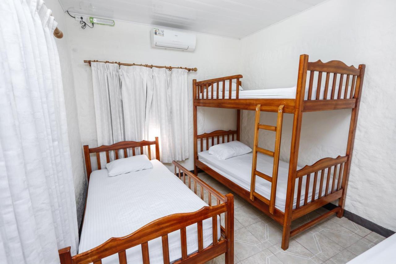 Hotel Flor Blanca Manuel Antonio Eksteriør billede
